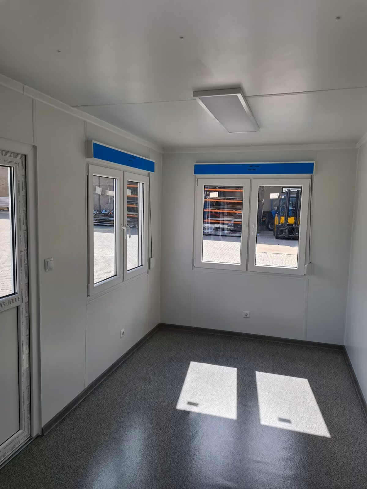 Bureau conteneurisé, concessionnaire automobile conteneurisé – Image 4