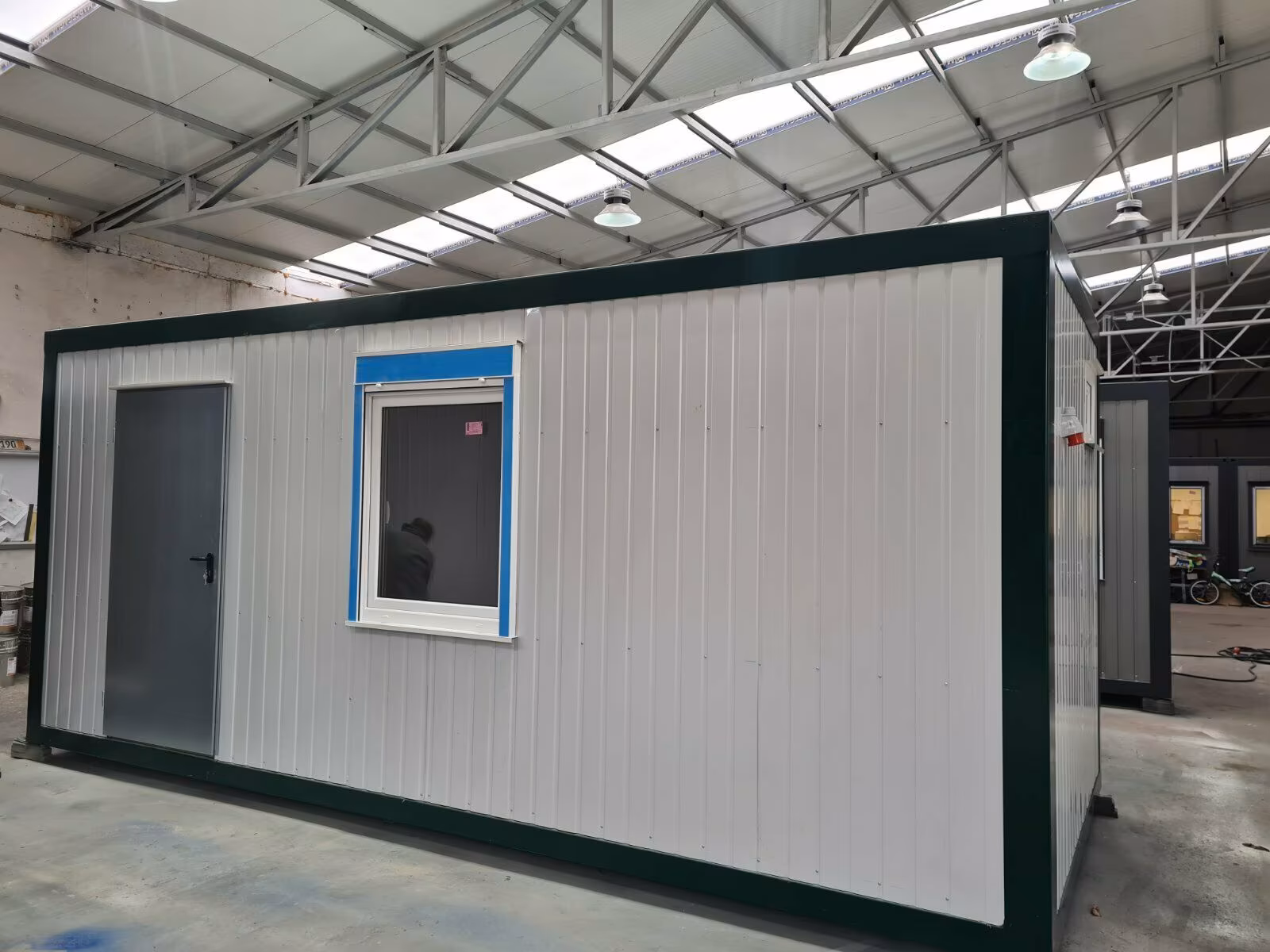 Bureau conteneurisé, concessionnaire automobile conteneurisé – Image 4