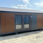 Pavillon conteneur NZ5407 Maison mobile / Bureau haut de gamme / 3×7 – 21 m² / Vitrines / Salle de bain WC Douche