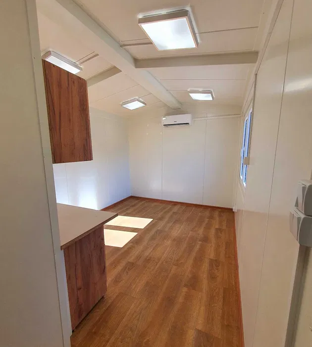 Conteneur résidentiel utilisable toute l'année, Maison mobile, Maison d'été 24 m. – Image 3