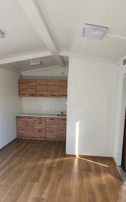 Conteneur résidentiel, maison mobile, maison d'été 24 m. – Image 4