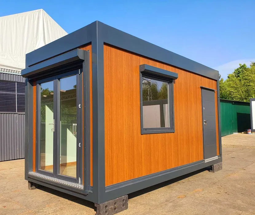 Conteneur résidentiel utilisable 6 x 3 x 3 m