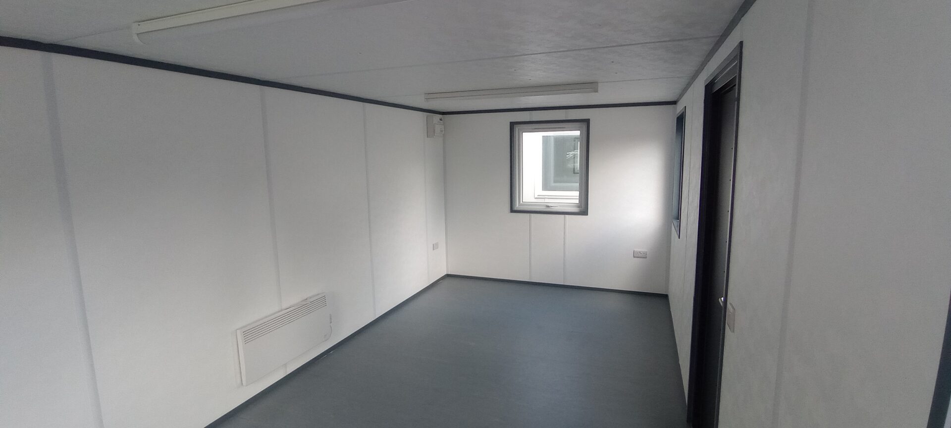 Cabane portable de 20 pi x 10 pi en stock – Image 7
