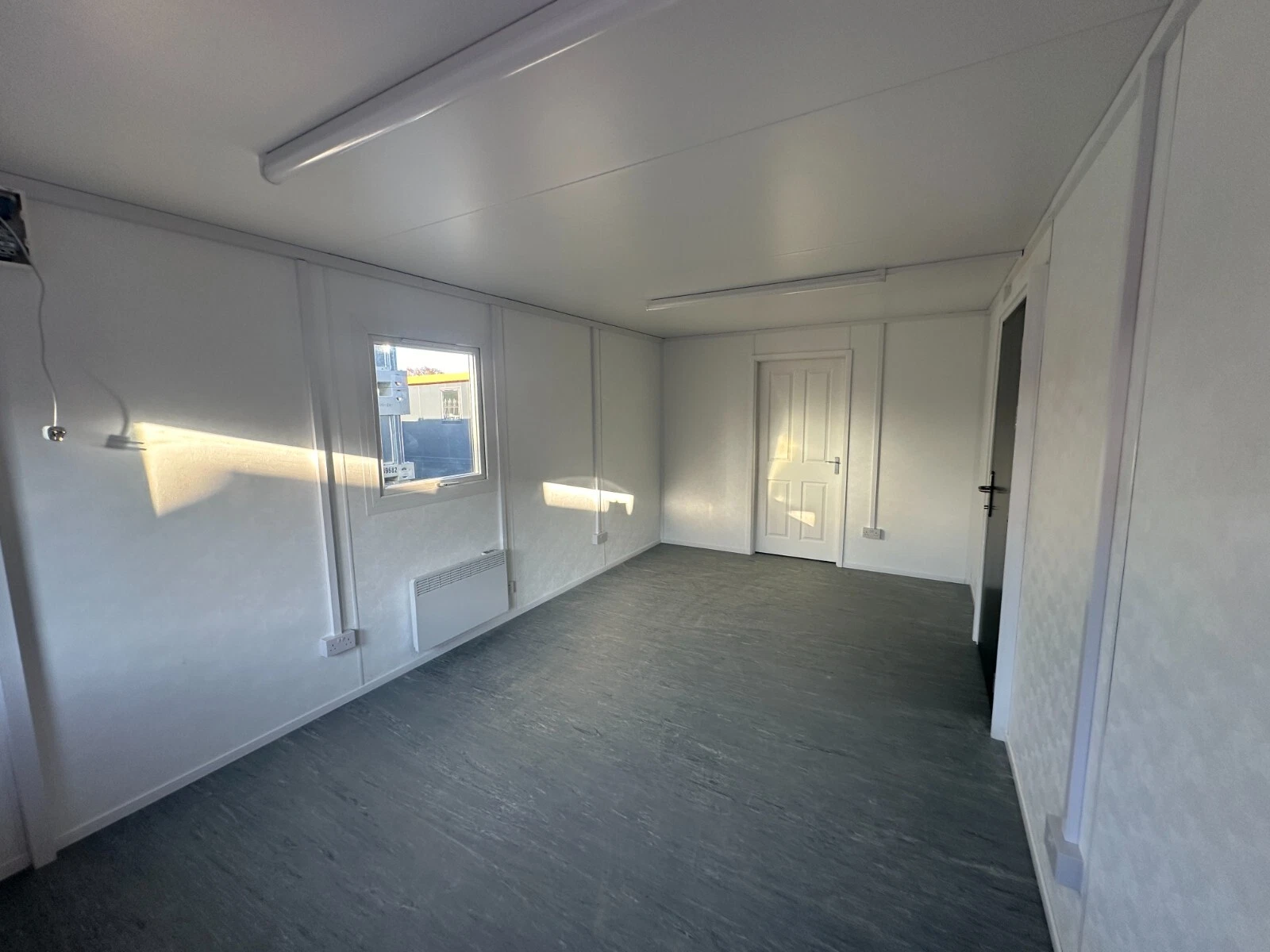 Cantine Elliott 32 pi x 10 pi rénovée - Séchoir – Image 3