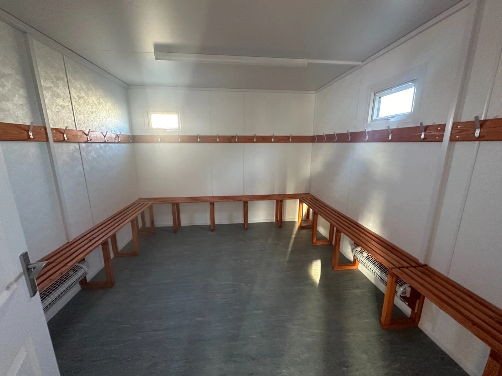 Cantine Elliott 32 pi x 10 pi rénovée - Séchoir – Image 5
