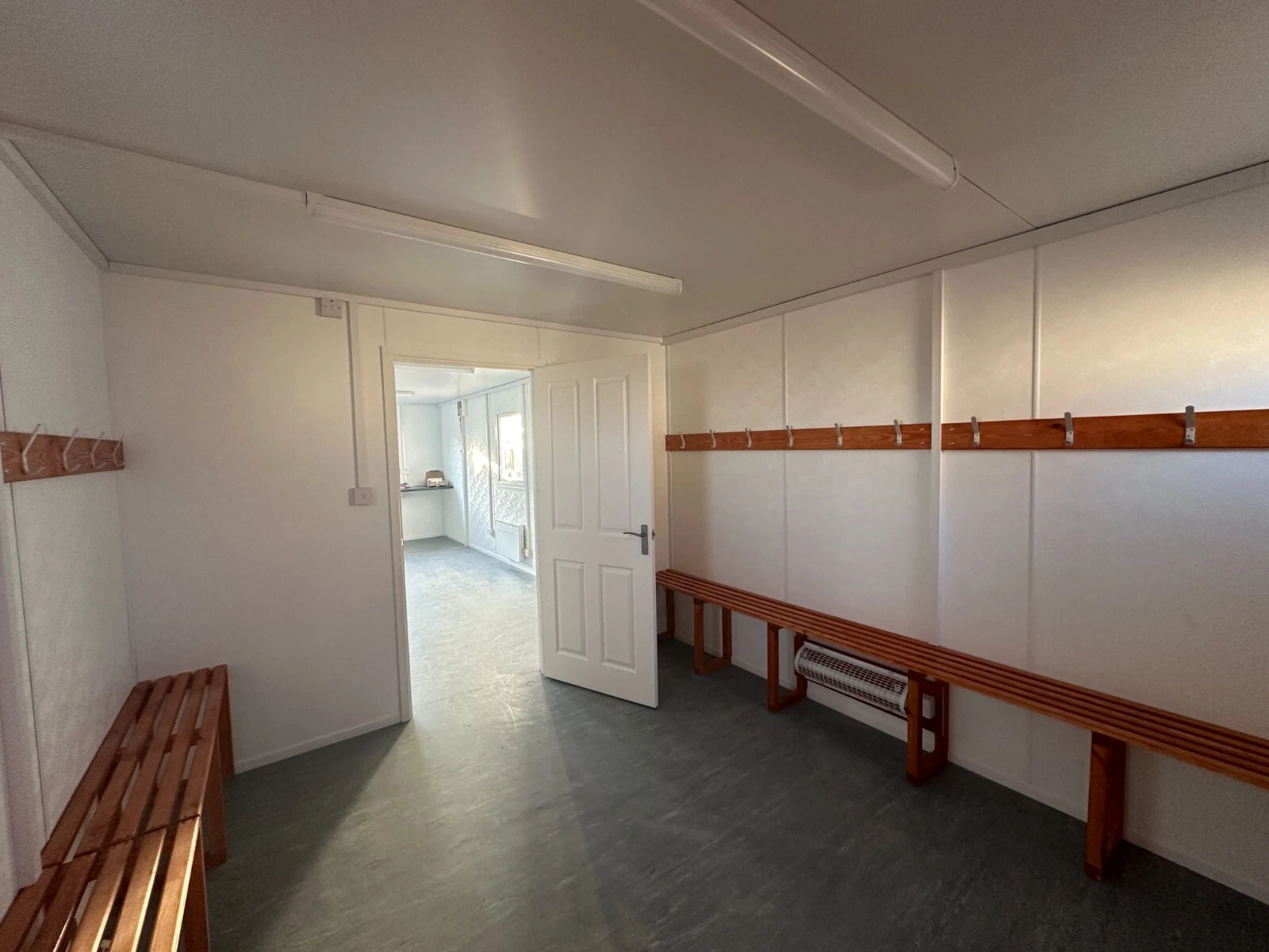 Cantine Elliott 32 pi x 10 pi rénovée - Séchoir – Image 6