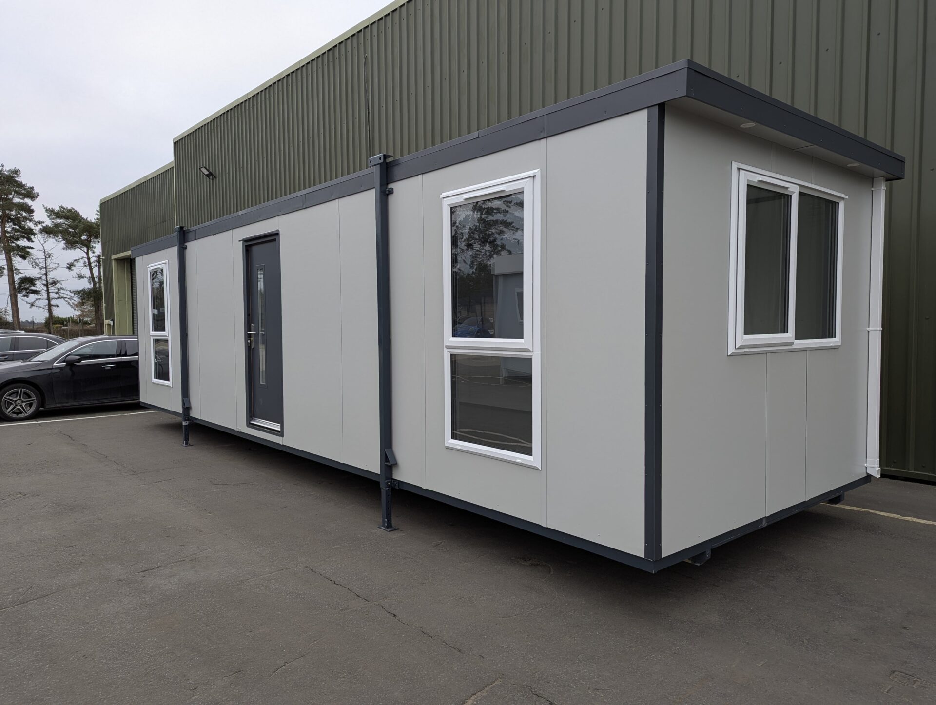 Chalets portables de 32 pi x 10 pi – Image 2