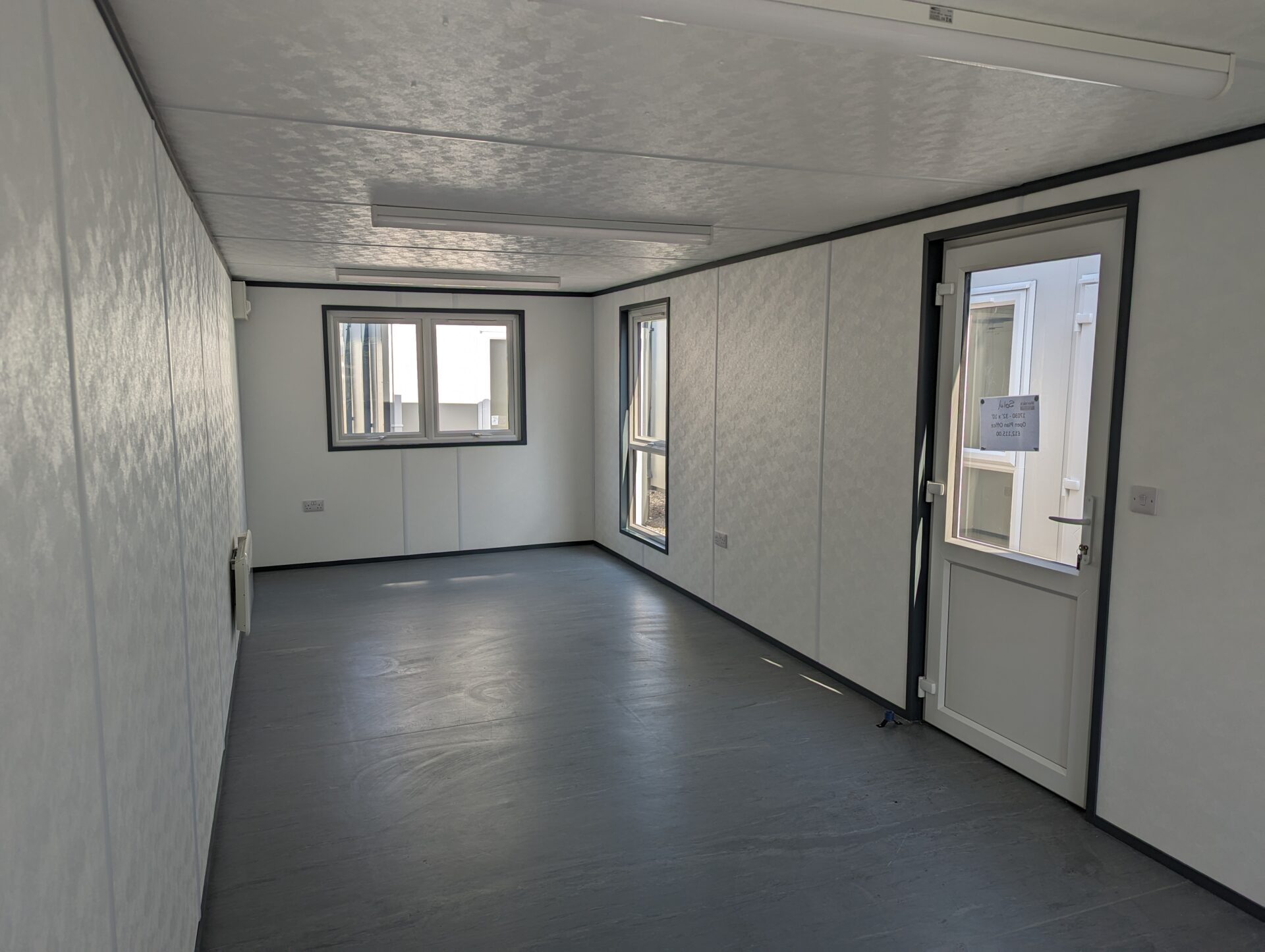Chalets portables de 32 pi x 10 pi – Image 4