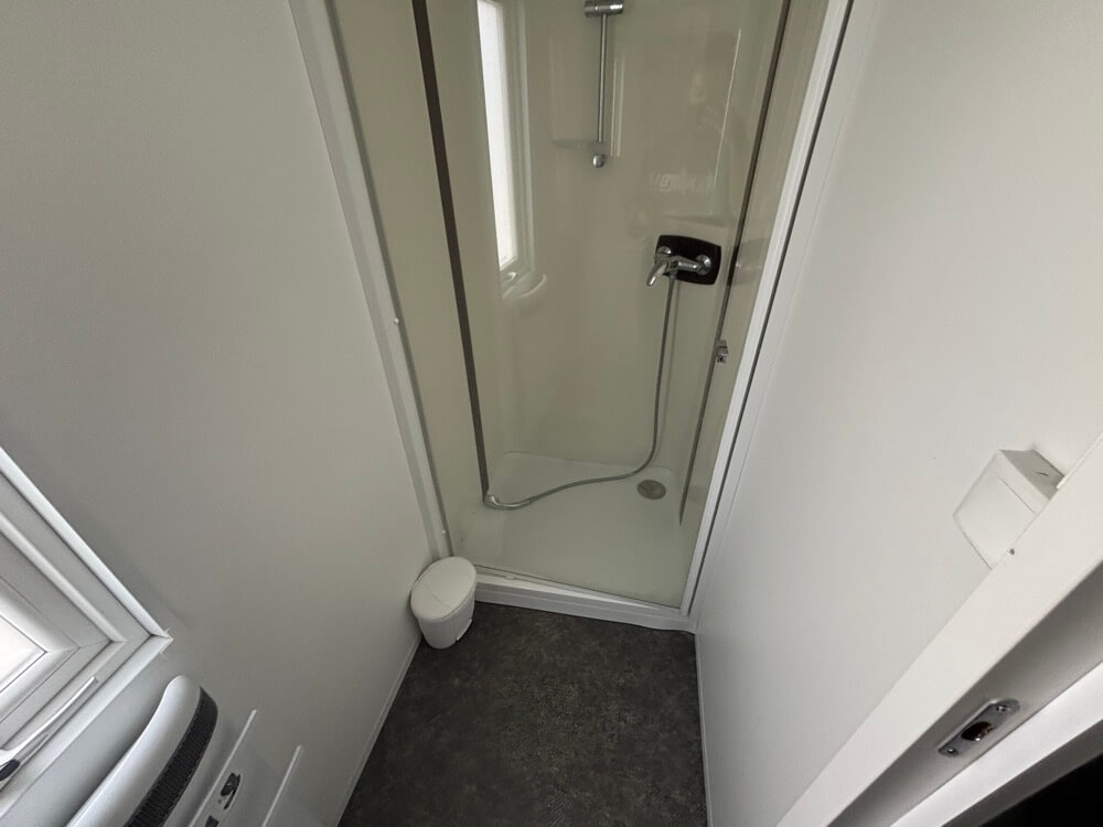 Chalet móvil de 29 plazas + totalmente eléctrico - Imagen 10