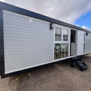 CASA MÓVIL GARRUCHAL 8,4 X 4,1 M